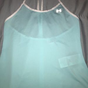 🎩4/30🎩Under armour tank